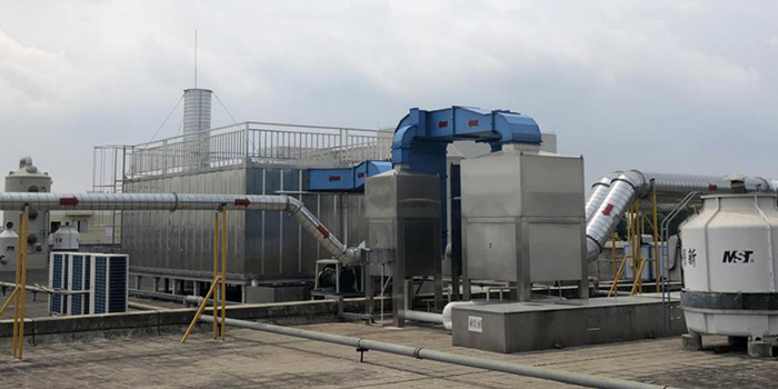 塑料噴漆廢氣處理(高效脫漆塔+生物法)工程案例